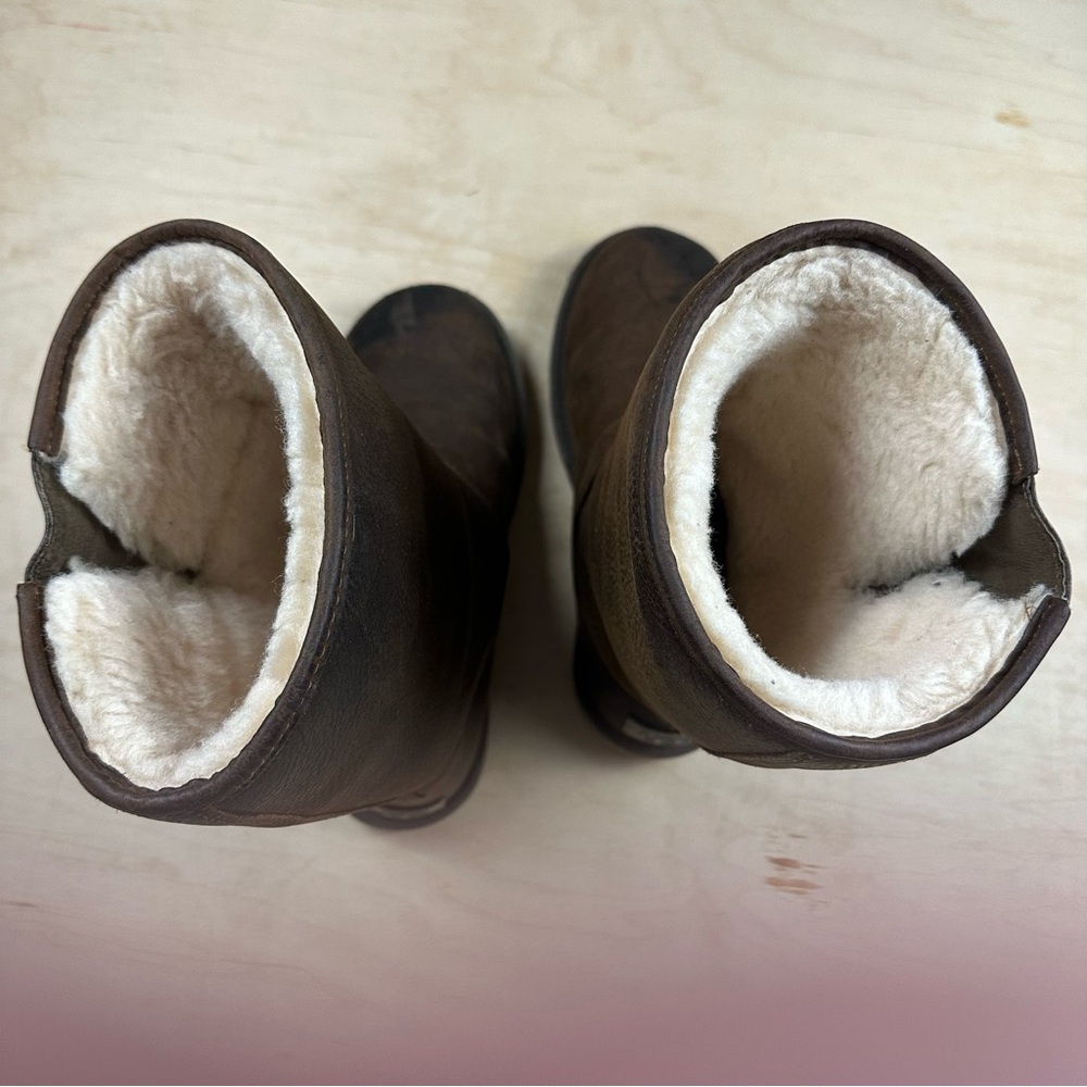 UGG Brown Leather Boots - Picture 11 of 14